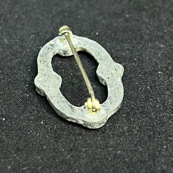 Antique Oval Silver Tone Rhinestone Brooch With Wide C Clasp (3474) - Picture 5 of 6